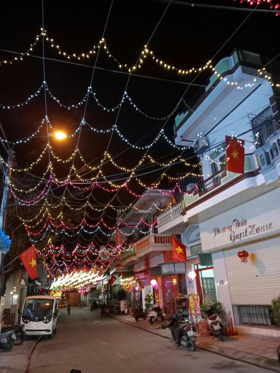 Nha Nghi Phuong Thao Bed & Breakfast Quan Lan Exterior photo